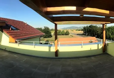 게스트하우스 Marcus - Rodinny Relax 200 M Od Penzionu Kometa, U Jezera S Grilem A Sdilenou Kuchyni 4*