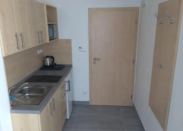 Maison d'hôtes Marcus - Rodinny Relax 200 M Od Penzionu Kometa, U Jezera S Grilem A Sdilenou Kuchyni