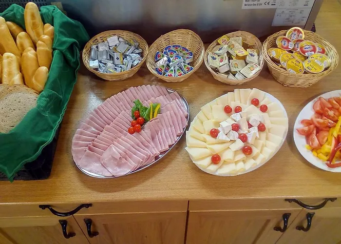 Maison d'hôtes Marcus - Rodinny Relax 200 M Od Penzionu Kometa, U Jezera S Grilem A Sdilenou Kuchyni 4*